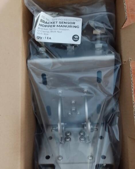 BRACKET SENSOR HOPPER MANURING
